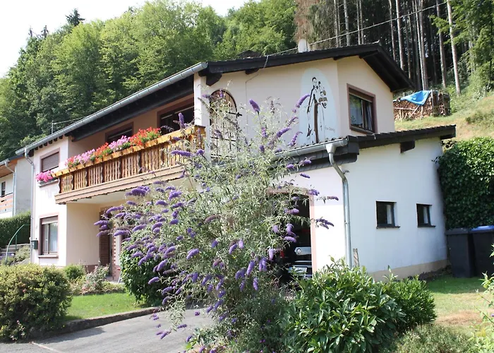 Einladende In Muellenborn Eifel Appartement